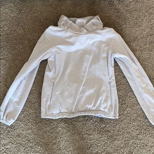 Lululemon sweatshirt size 6